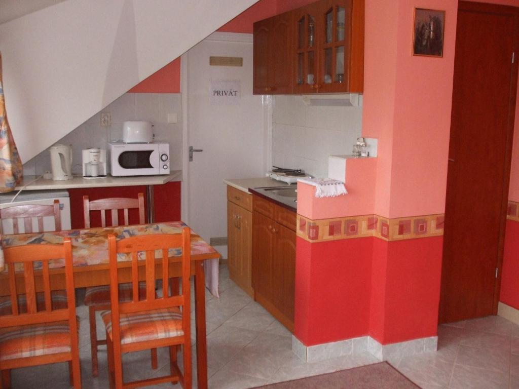 Erdos Apartments Mosonmagyaróvár Εξωτερικό φωτογραφία
